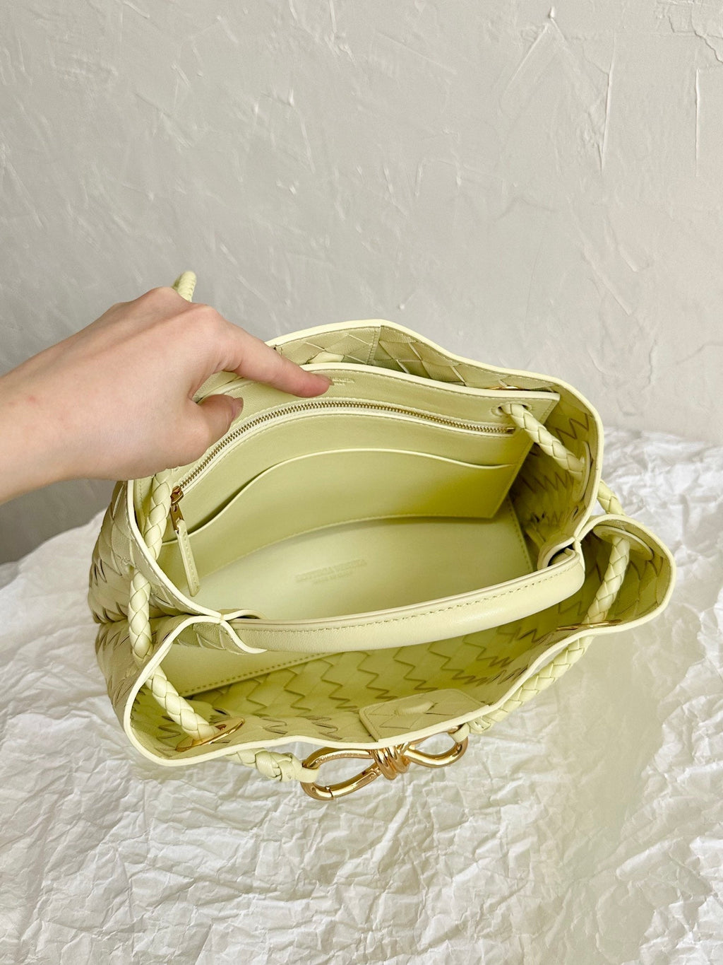 Bottega Veneta Small Andiamo 25cm Light Yellow Lambskin Bag