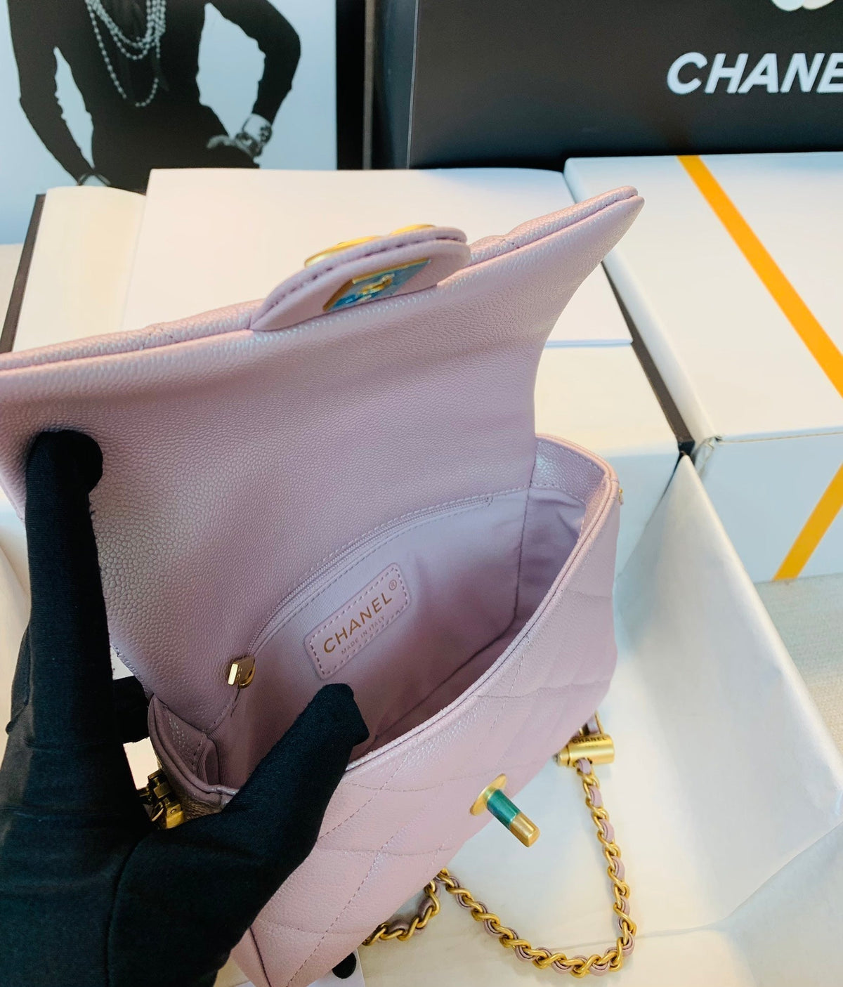 Chanel 25S Classic Flap 19 cm in Mauve Pink Caviar Leather with Gold Hardware Bag