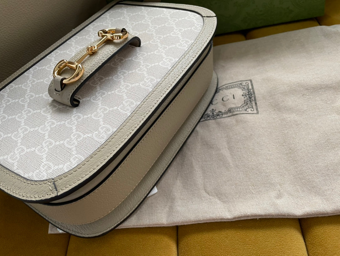 Gucci Horsebit 1955 Saddle Bag 25 in White Canvas and Beige Calfskin