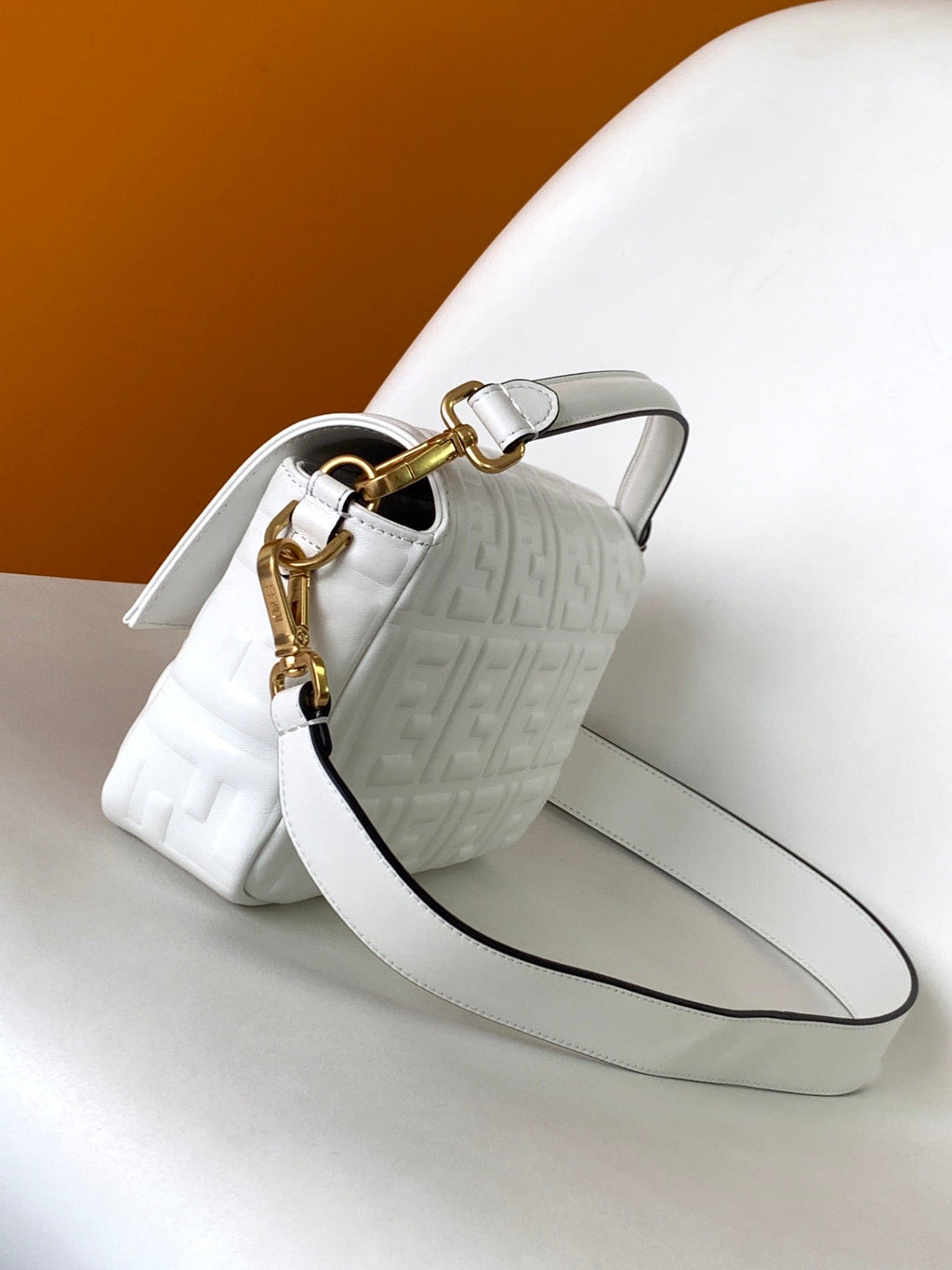 Fend Baguette 27 Bag with Ff Motif White Leather Ghw