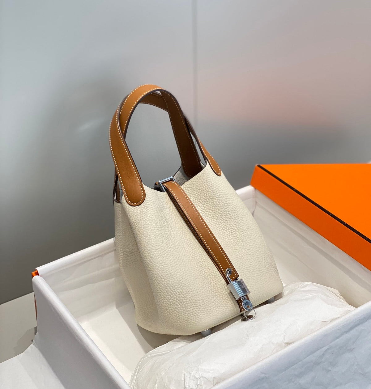 Hermes 25S Picotin Lock 18 in Burnt Orange and Ivory Calfskin Silver Hardware Bag