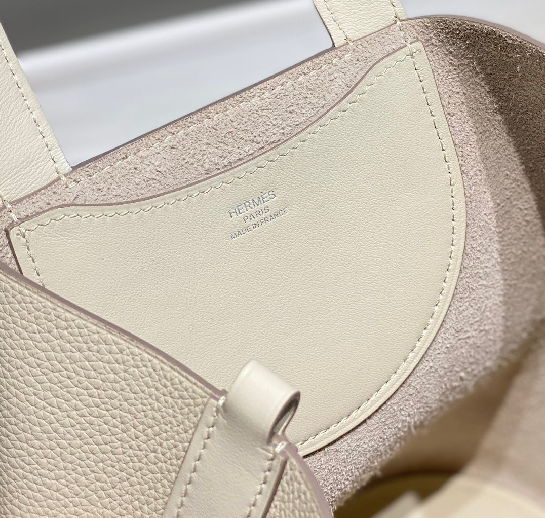 Hermes 25S in the Loop 18 in Ivory Calfskin Silver Hardware Bag