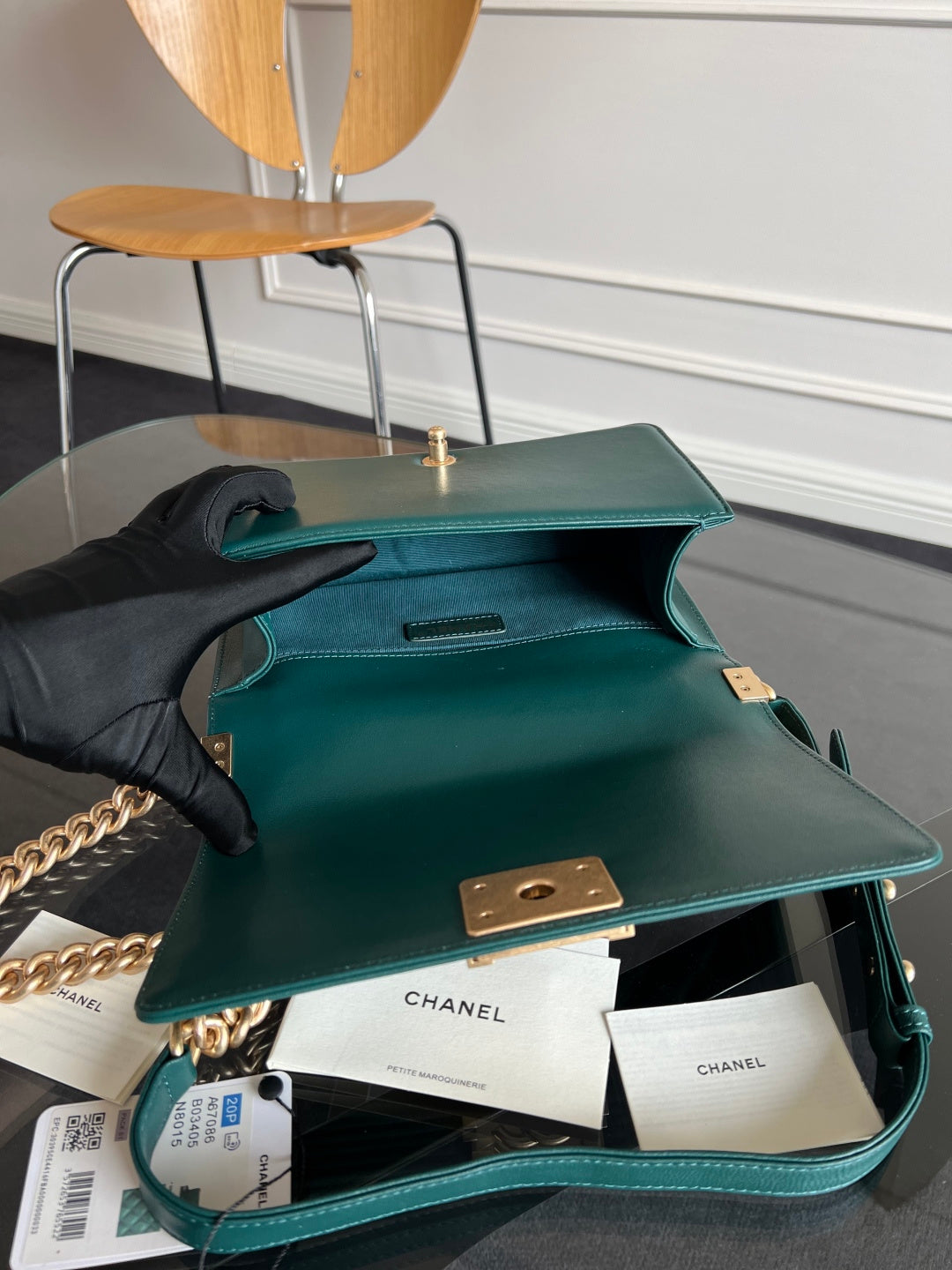 Chanel 25S Boy Bag 25 in Dark Green Lambskin
