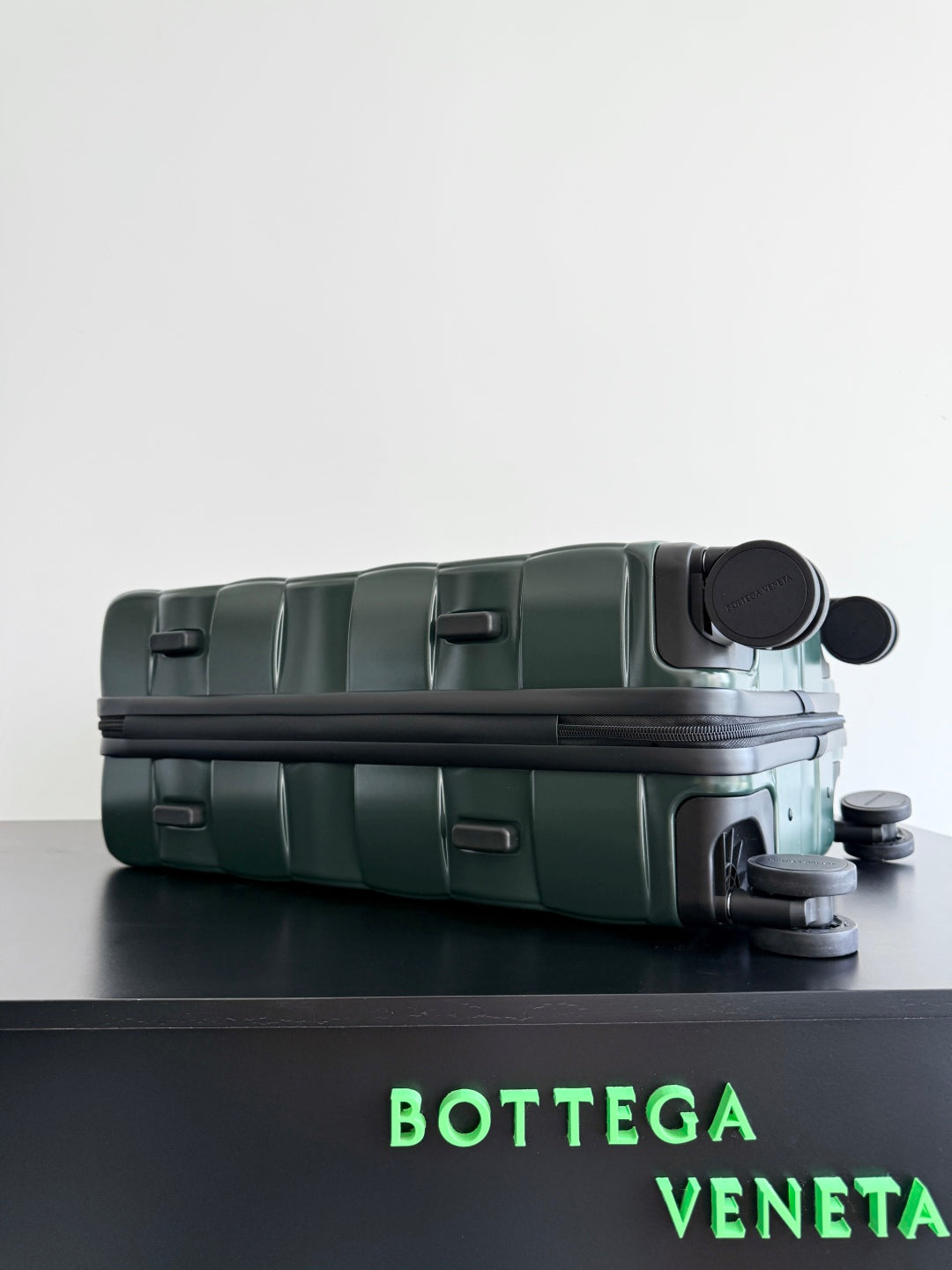 Bottega Veneta 25S Odyssey Cabin 3D Intreccio Pattern Luggage 55 in Olive Green Calfskin Bag