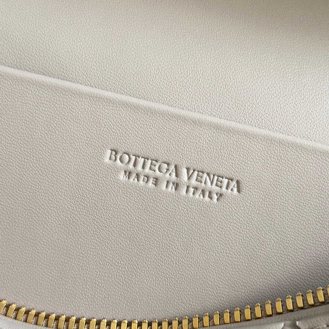 Bottega Veneta 25S Bang Bang 22 in Warm Gray Intrecciato Calfskin Gold Hardware Bag