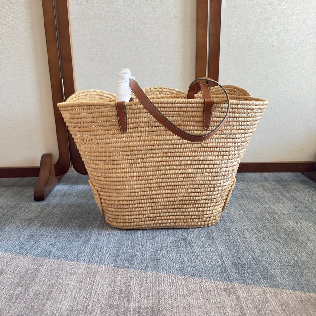 Celine Classic Panier Medium Braided Triomphe 47 in Beige Raffia and Calfskin Bag