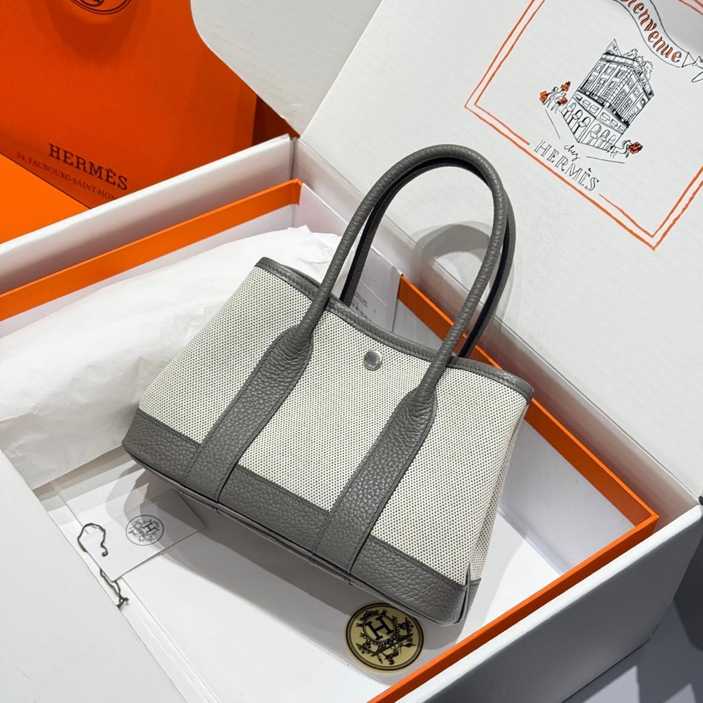 Hermes Garden Party 23cm in White Toilets Cotton Canvas and Grey Calfskin Bag