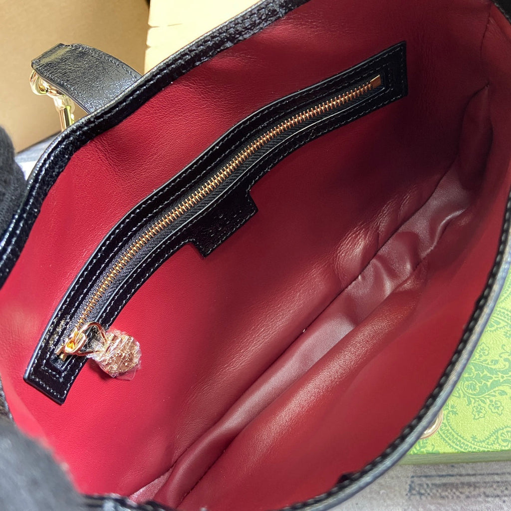 Gucci Jackie Small Shoulder Bag 27 in Black Cracked Lacquer Calfskin Gold Hardware