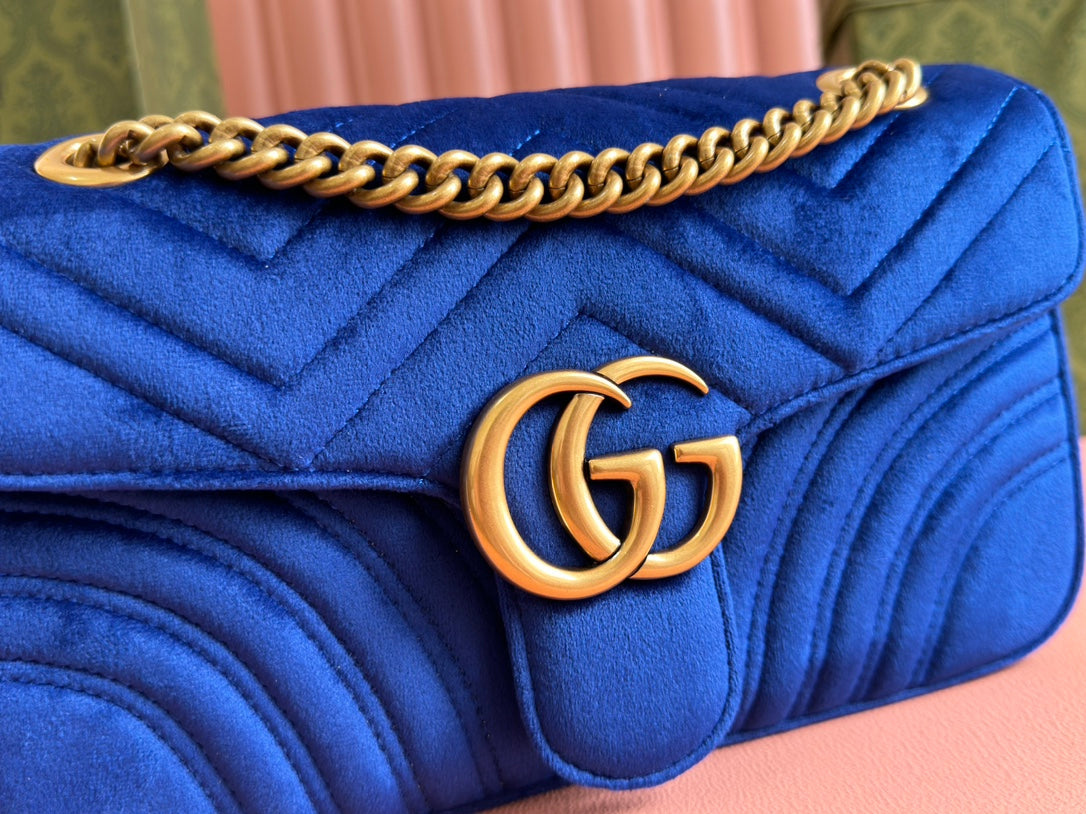 Gucci 25S Marmont 26 cm in Dark Blue Velvet with Gold Hardware Bag