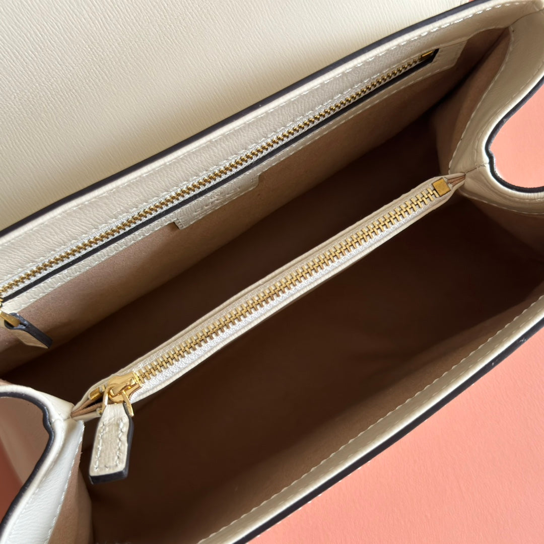 Gucci 25S Horsebit 1955 Medium Shoulder Bag 29 cm in Cream White Calfskin with Gold Hardware
