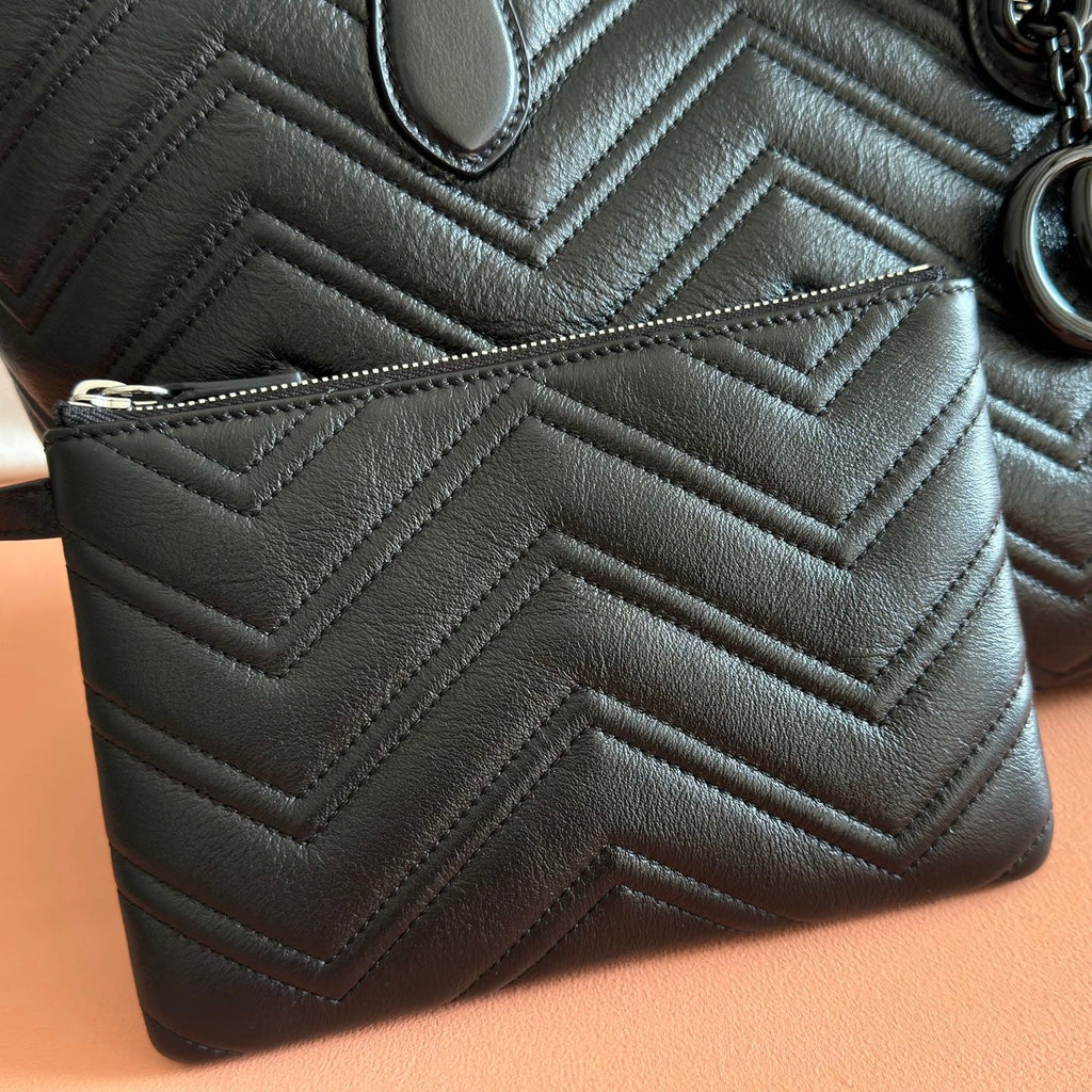 Gucci 26S Marmont Tote Bag 30 in Black Calfskin