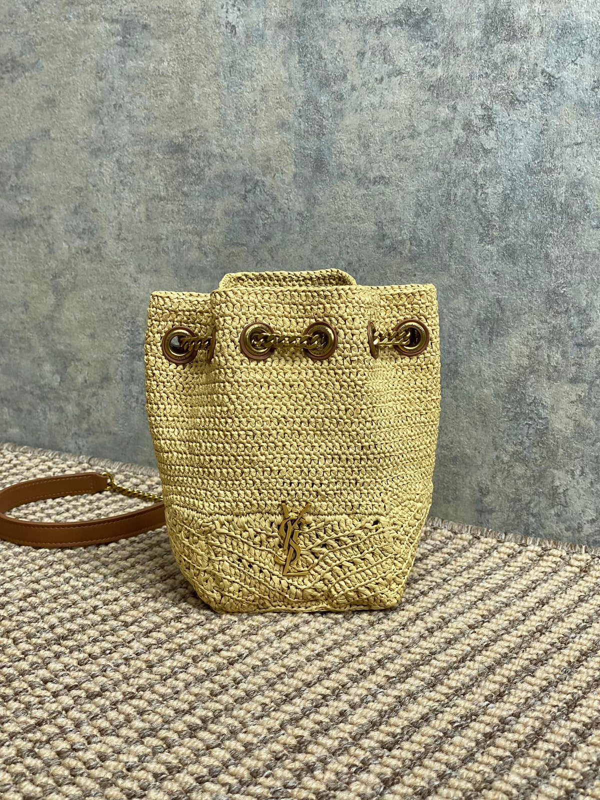 Saint Laurent Drawstring Bucket Bag 19 in Beige Woven Raffia and Calfskin