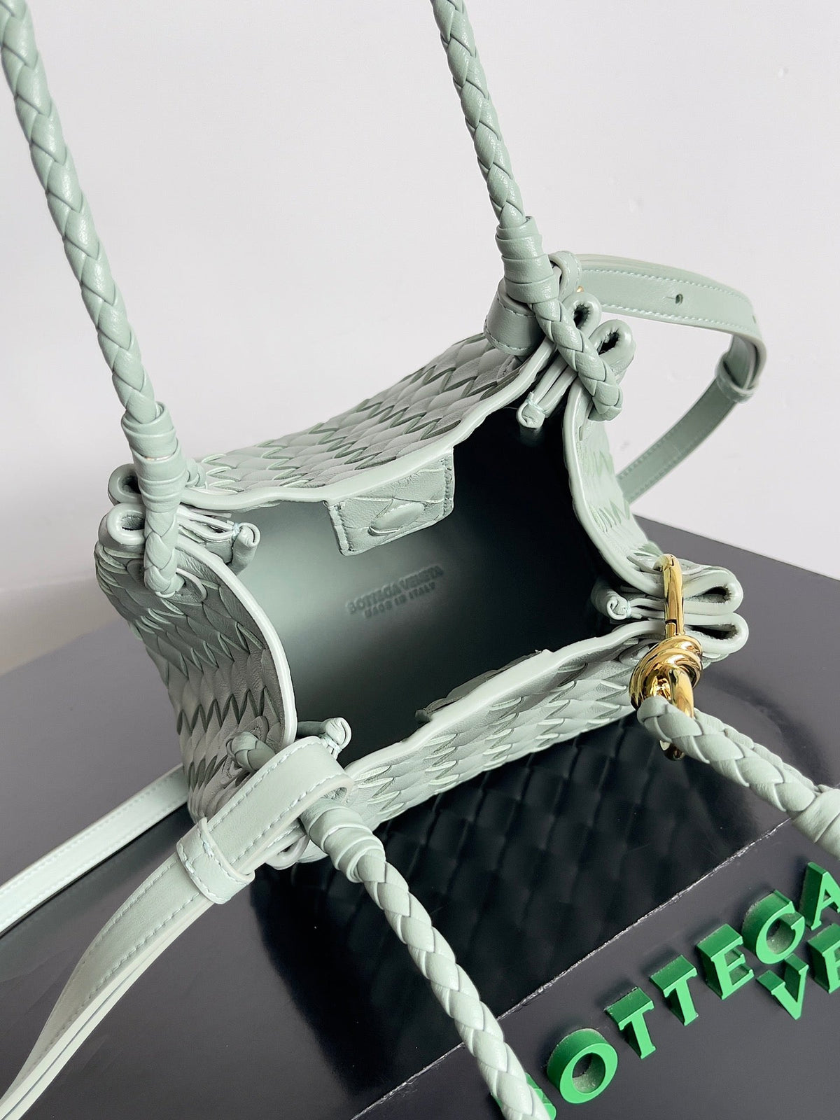 Bottega Veneta Bv Small Parachute 21 Seafoam Lambskin Ghw Bag