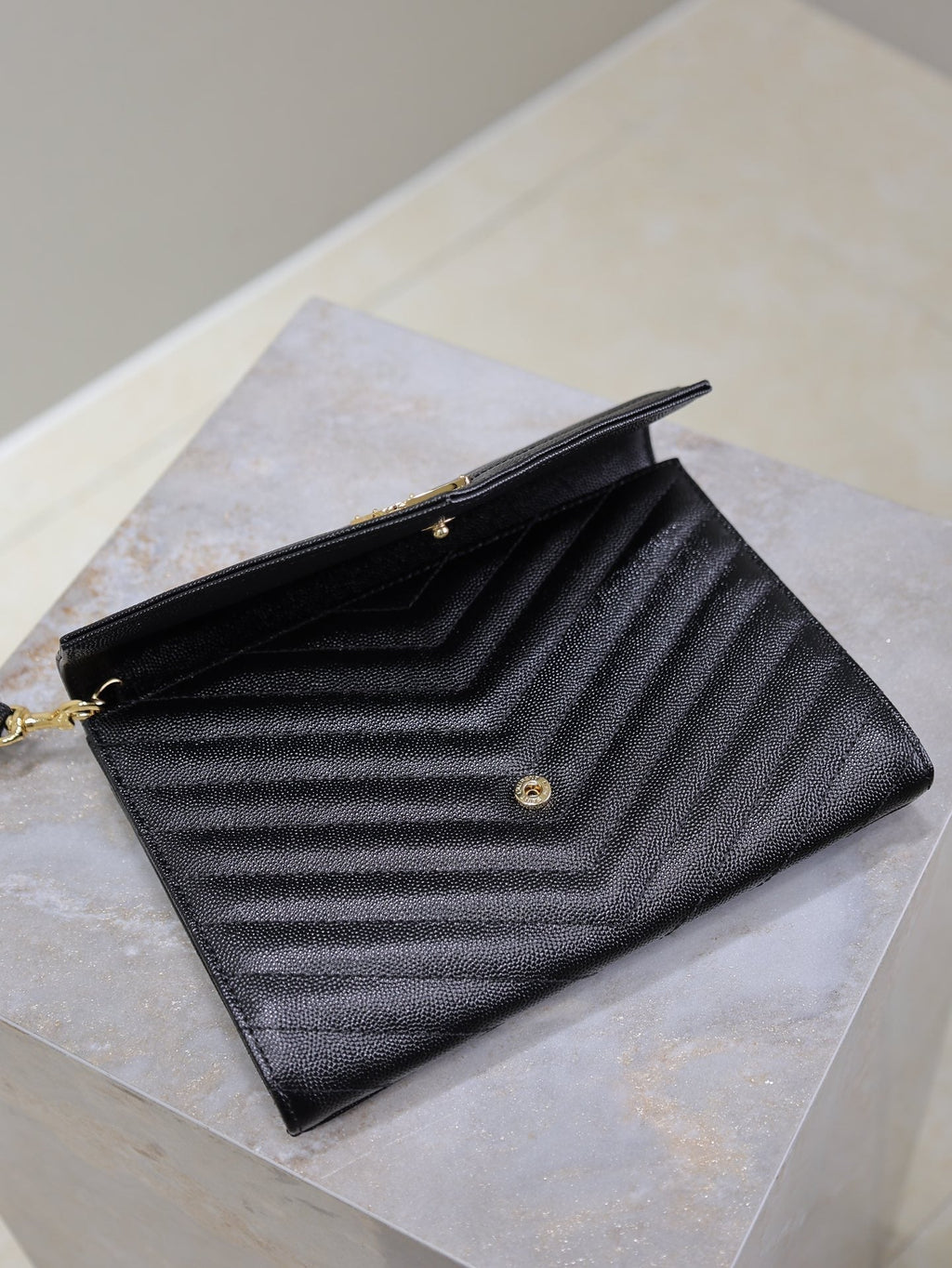 Saint Laurent Cassandre Clutch 21 in Black Lambskin Gold Hardware